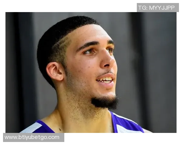 鲍尔兄弟精彩对决二哥利安吉洛现场助威赛后合影温馨分享